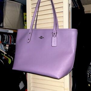 Coach lavender purple tote bag